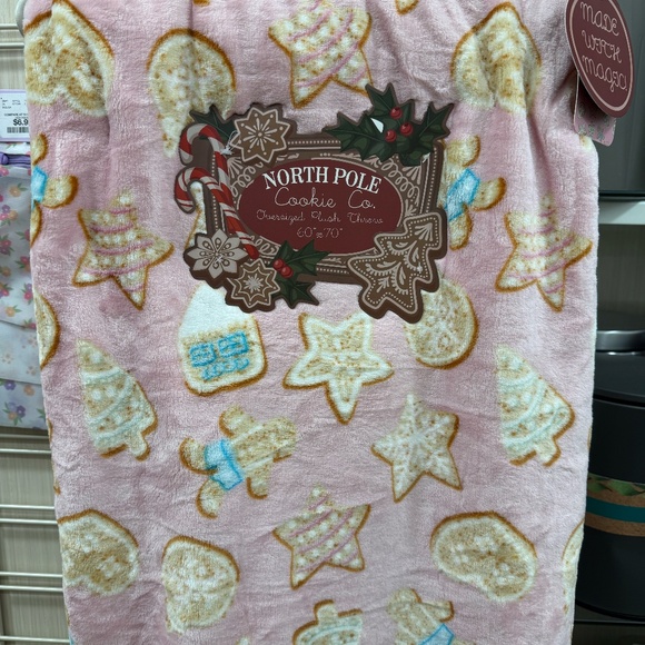 North Pole Cookie Co Gingerbread Sugar Cookie Oversized Christmas Throw Blanket - Picture 3 of 5
